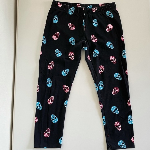 No Boundaries American Skull Black Faded Low Rise Capri Leggings Juniors Small - Picture 15 of 15